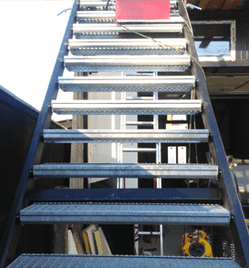 sudurascaraexterioaracubalustrada